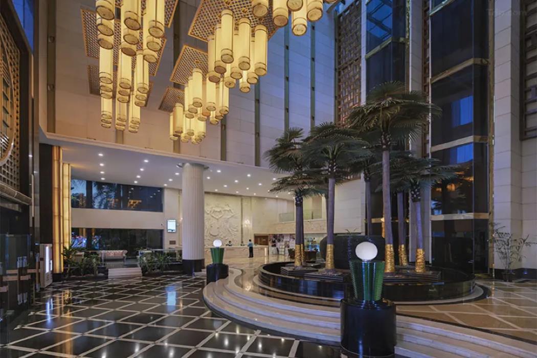 jinghong international business hotel
