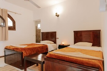 siwa safari paradise hotel