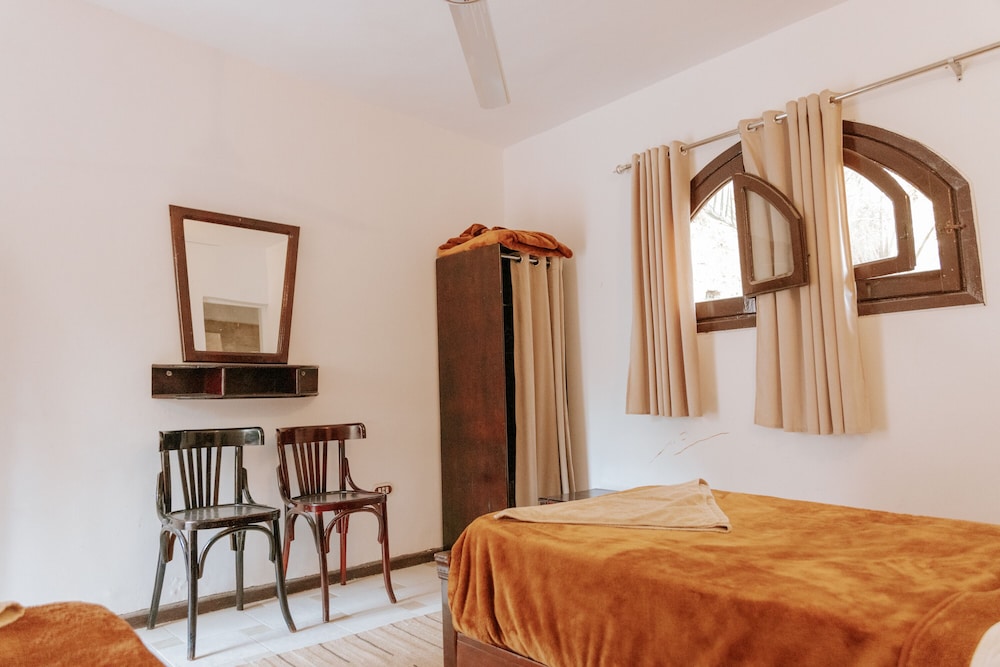 siwa safari paradise hotel