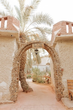 siwa safari paradise hotel