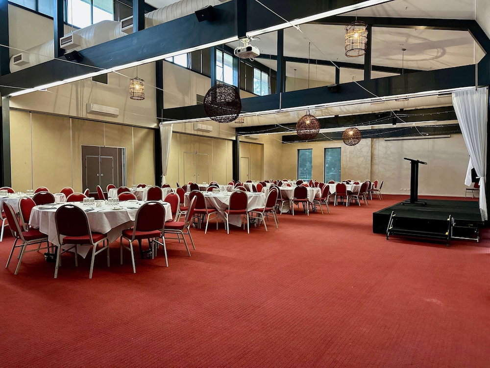 the grand oaks resort