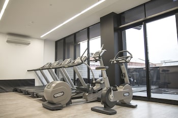 ibis adelaide