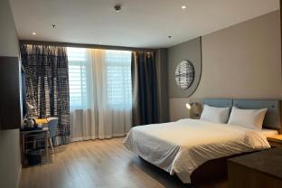 home inn jiangyin new world business square