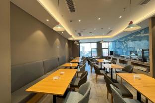 home inn jiangyin new world business square