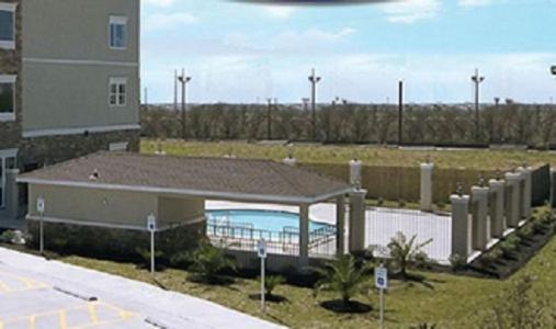 quality inn and suites victoria east