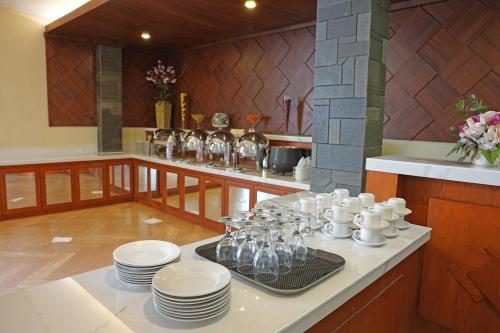 arnes central hotel