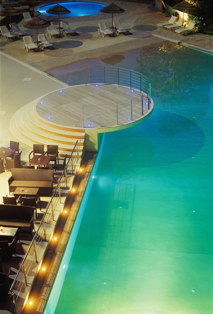 ariti grand hotel corfu
