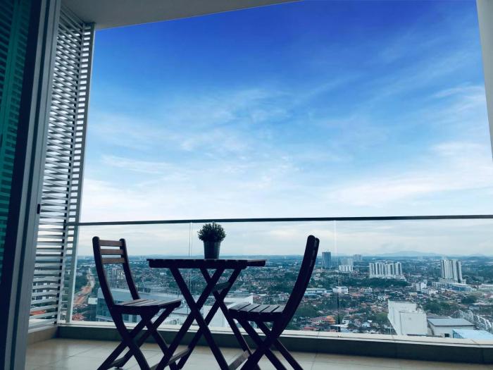 ksl desplanade sky view suite