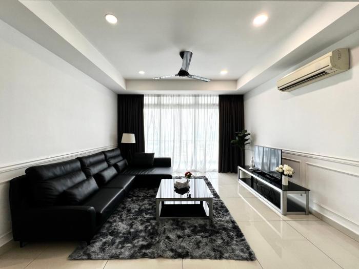 ksl desplanade sky view suite