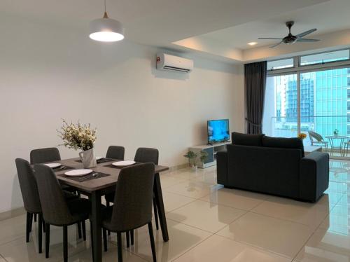 Ksl Desplanade Sky View Suite,,0 star