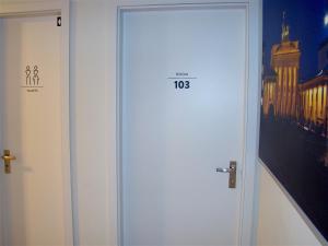 bnb near brandenburg gate
