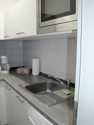 bnb near brandenburg gate
