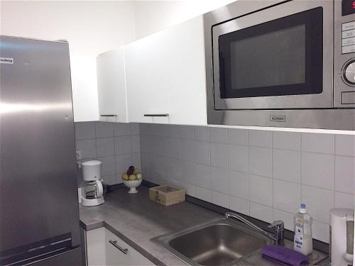 bnb near brandenburg gate