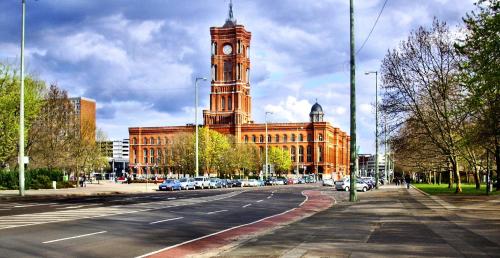 bnb near brandenburg gate