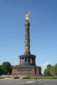 bnb near brandenburg gate