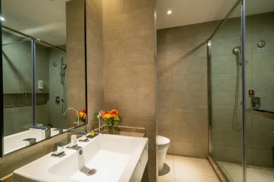 home inn plus shenyang sanhao street shengjing hospital