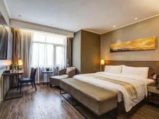 home inn plus shenyang sanhao street shengjing hospital