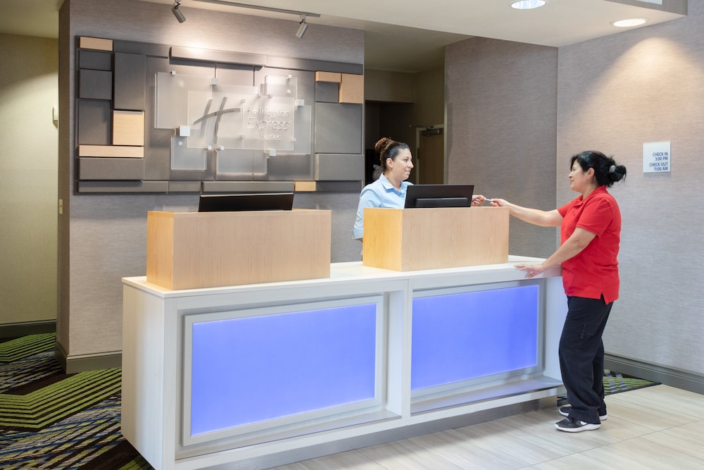 holiday inn express and suites tucumcari by ihg
