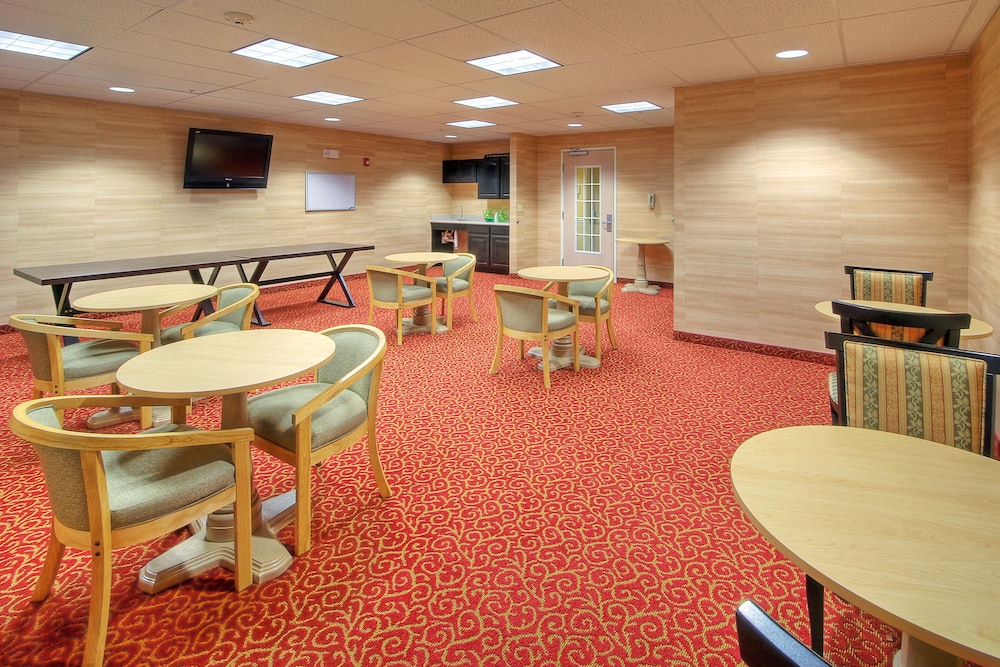 holiday inn express and suites tucumcari by ihg