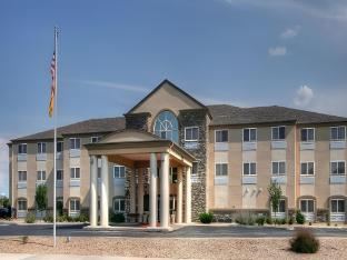 holiday express and suites portales by ihg