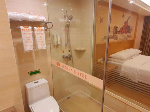 vienna hotel guangxi yulin rong county guinan road