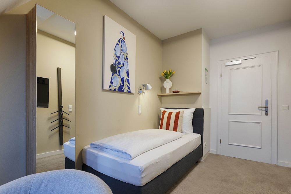 hotel zur stadt mainz by homekeepers