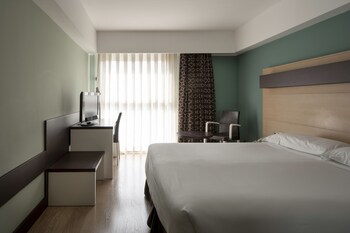 hotel ciudad de logrono