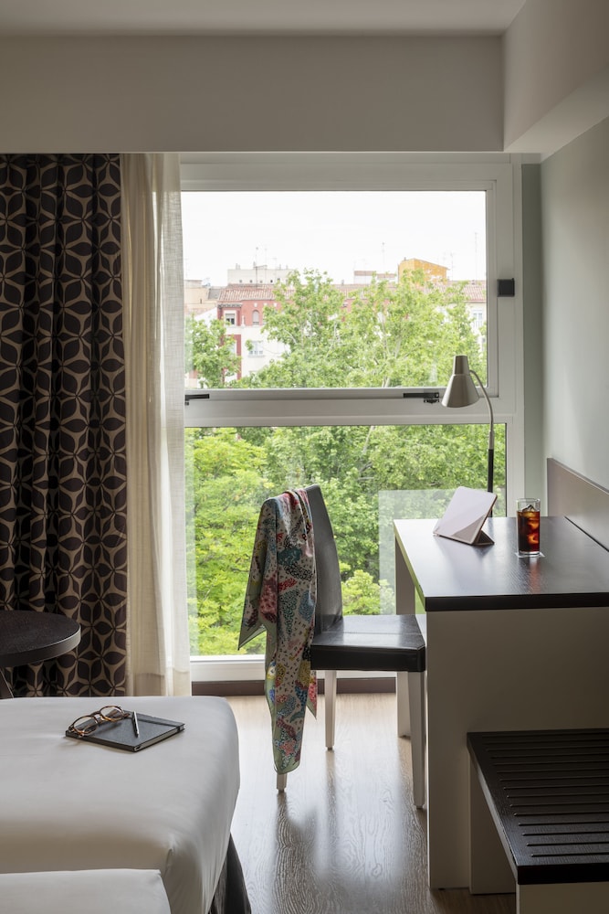 hotel ciudad de logrono
