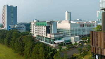 hotel santika bsd city serpong