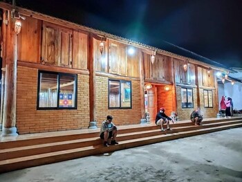 plum homestay hostel