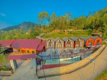 plum homestay hostel