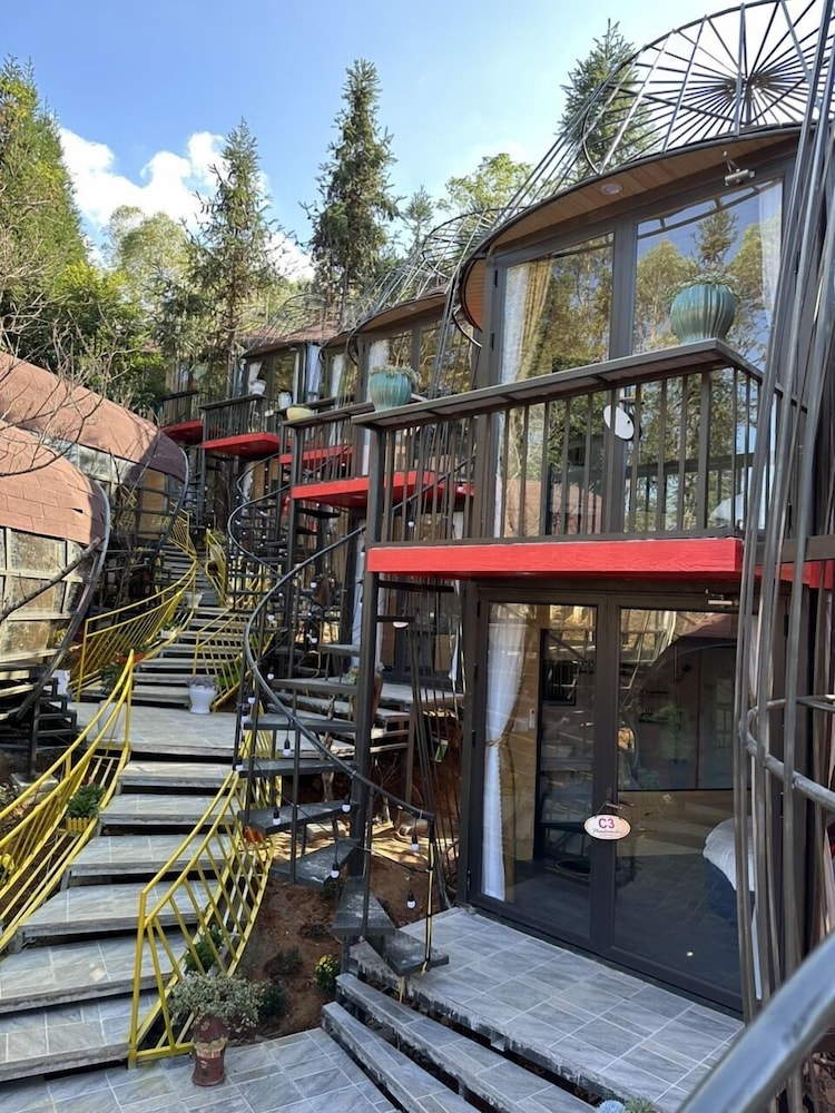 plum homestay hostel
