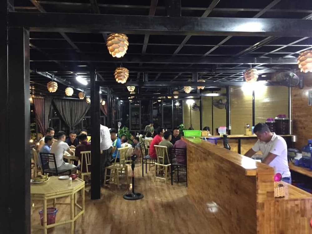 plum homestay hostel