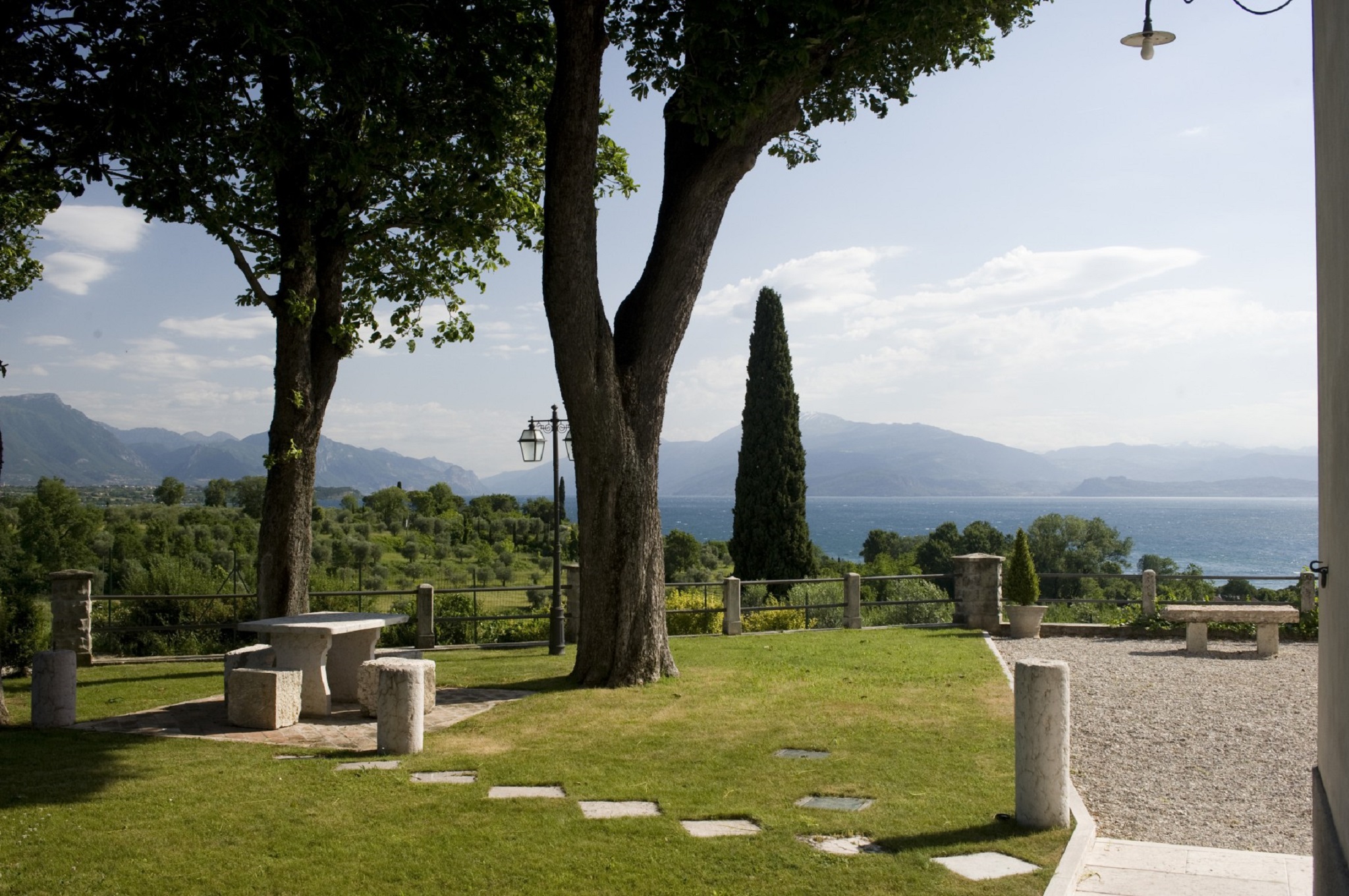 Castello Belvedere Apartments,Desenzano Del Garda>>Brescia,4 star