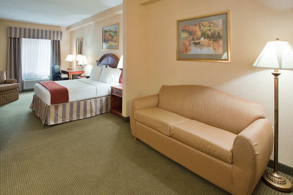 holiday inn express hotel and suites drums by ihg