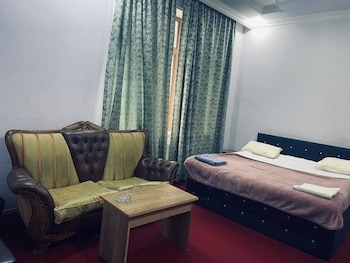 ekm hotel