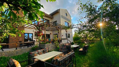 calina otel