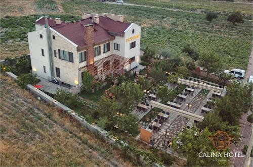 calina otel