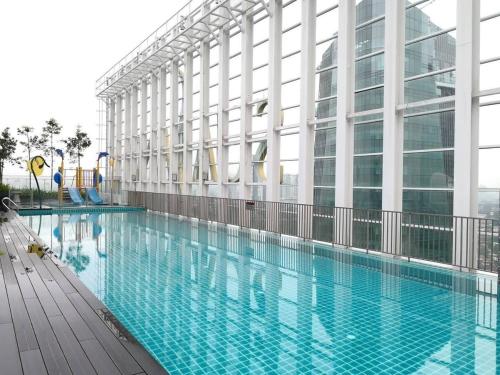 a bright and modern suasana suites in johor bahru