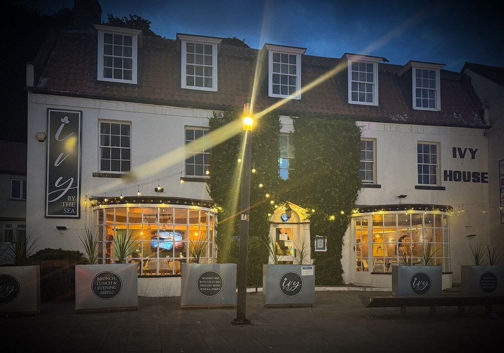ivy by the sea bandb