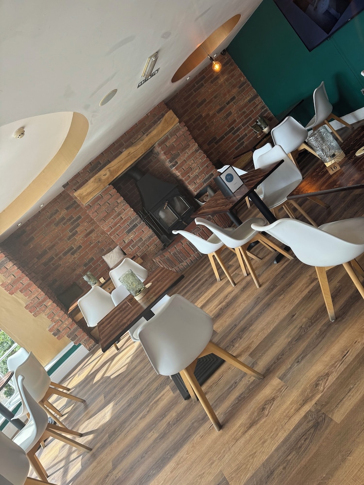 ivy by the sea bandb