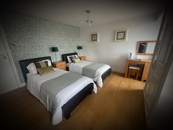 ivy by the sea bandb