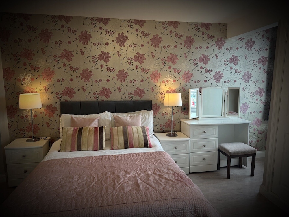 ivy by the sea bandb