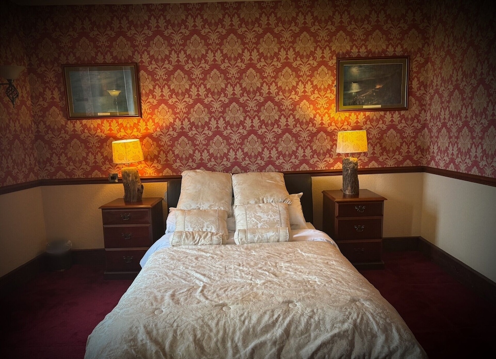 ivy by the sea bandb