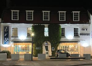 ivy by the sea bandb