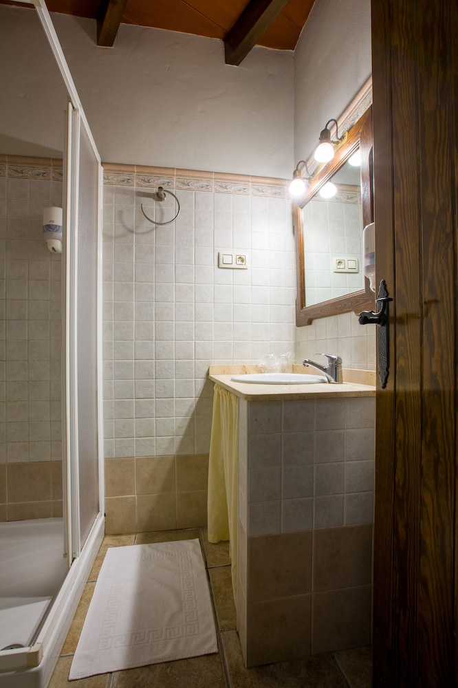 hostal valle del sol confort rooms