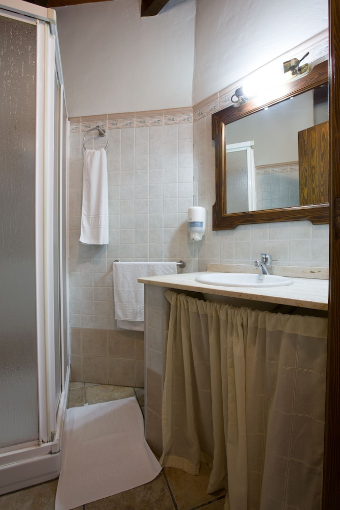 hostal valle del sol confort rooms