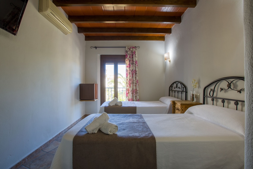 hostal valle del sol confort rooms
