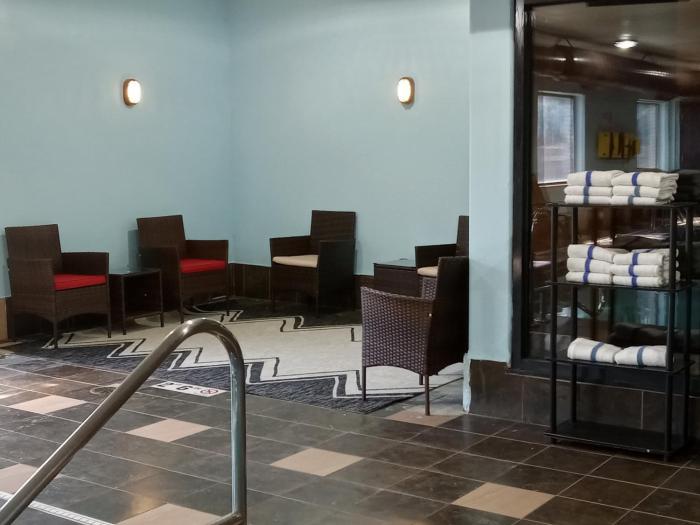 red roof inn and suites detroit melvindale dearborn