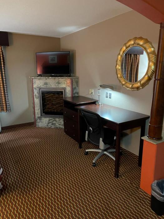 red roof inn and suites detroit melvindale dearborn